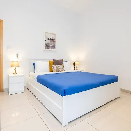 Apartamento V86 A Minute From The Sea *