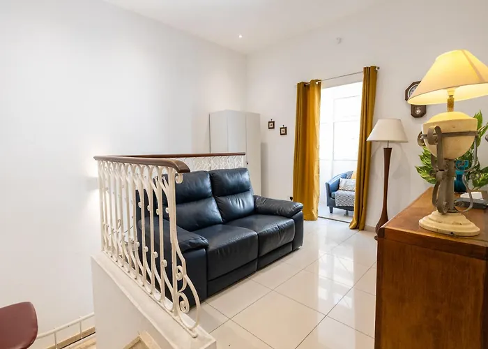 V86 A Minute From The Sea Lejlighed Sliema